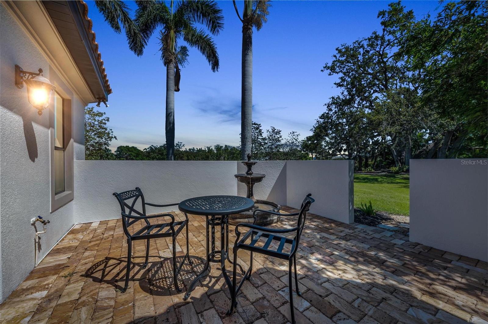 A4645705 Property Photo