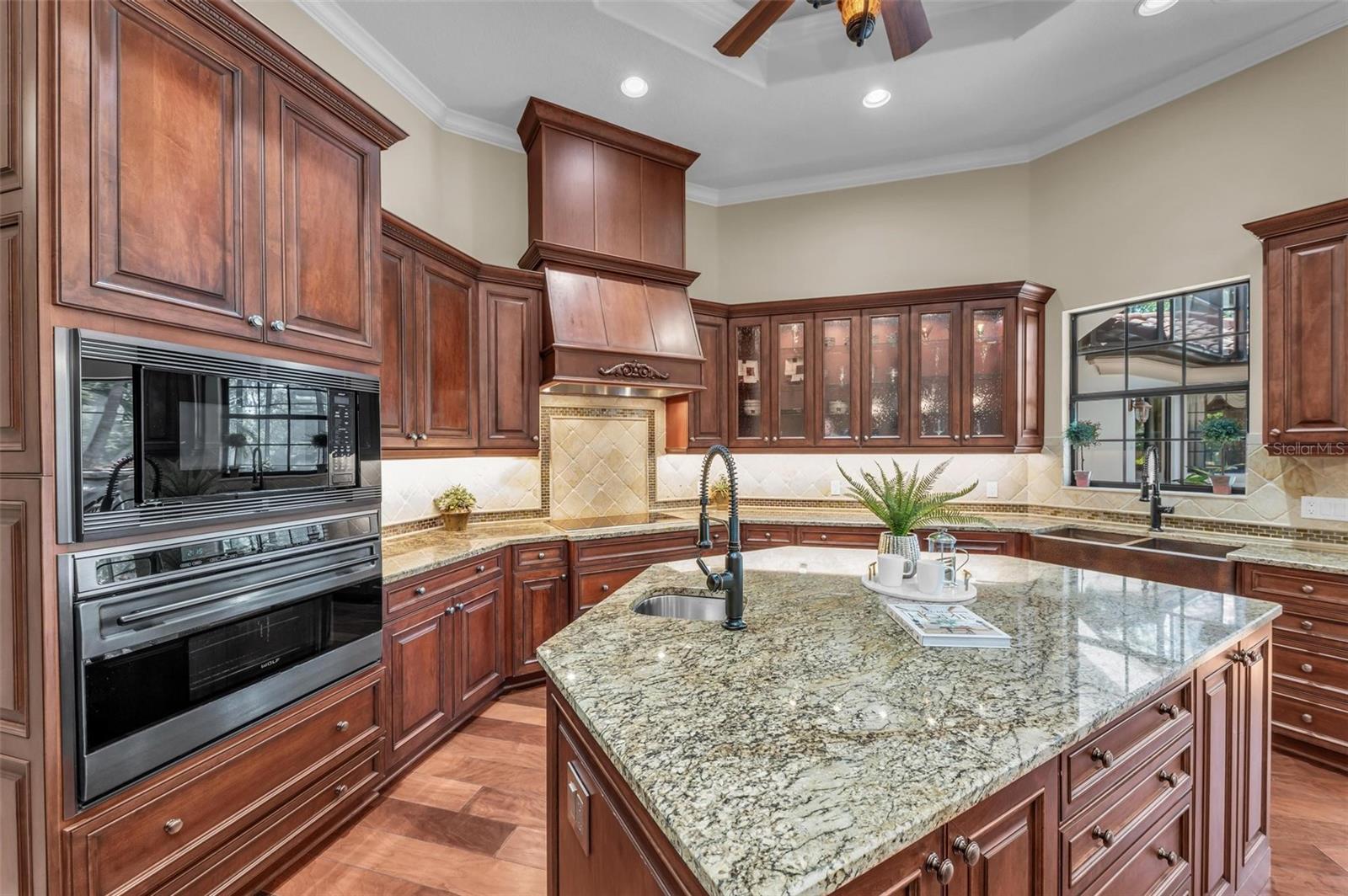 A4645705 Property Photo