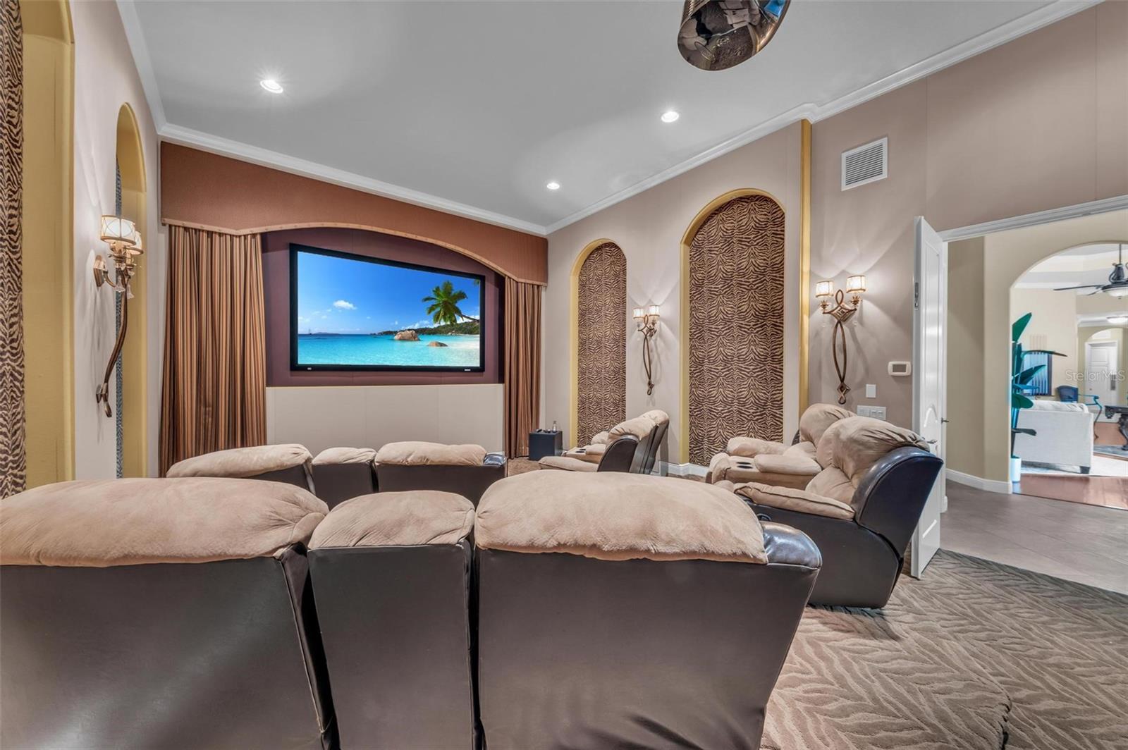 A4645705 Property Photo