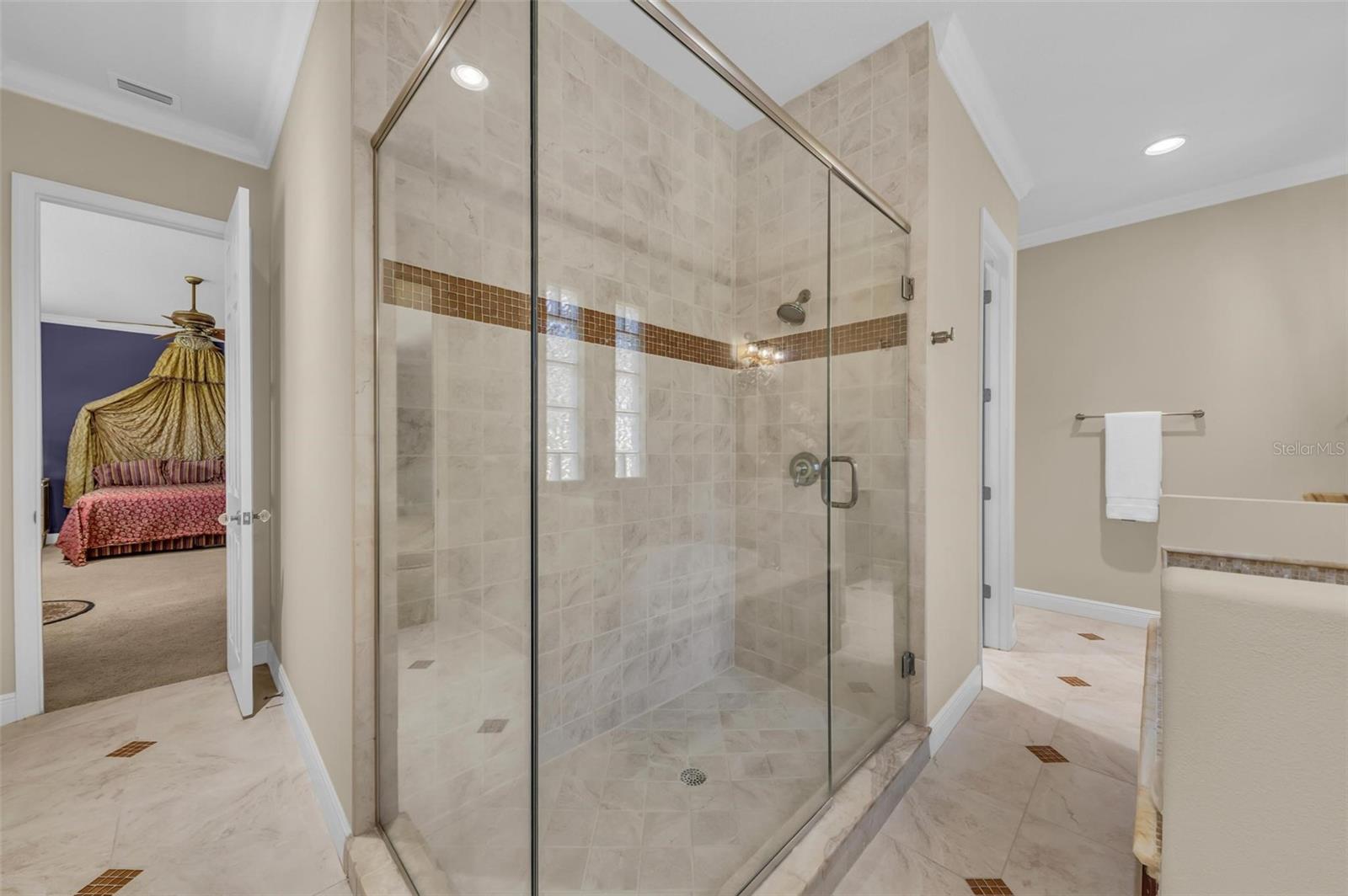 A4645705 Property Photo