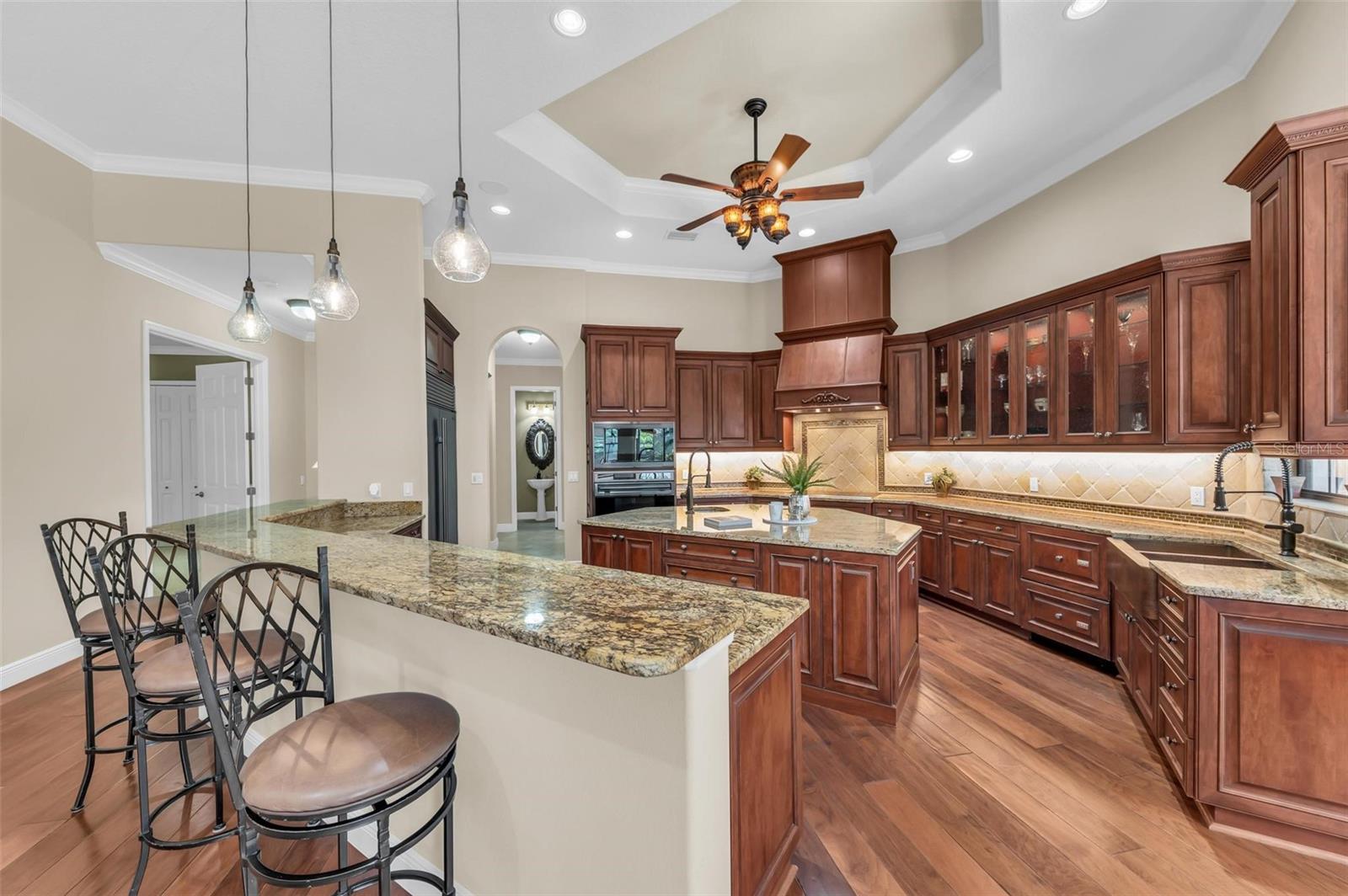 A4645705 Property Photo