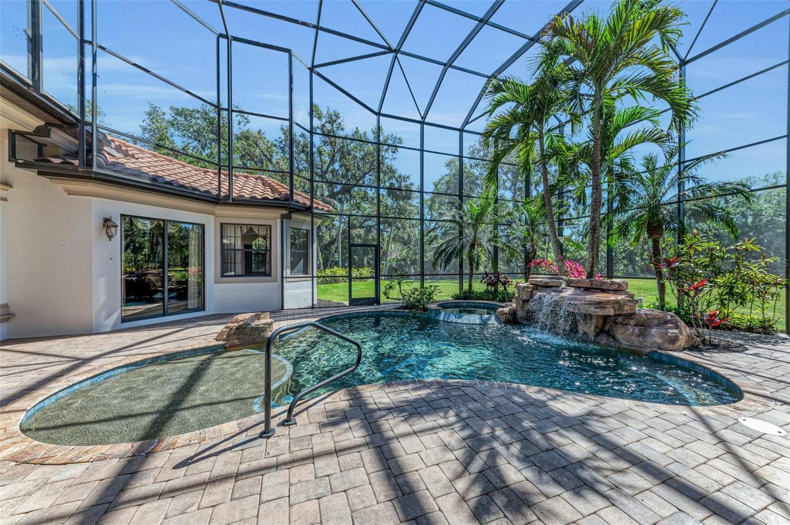 A4645705 Property Photo