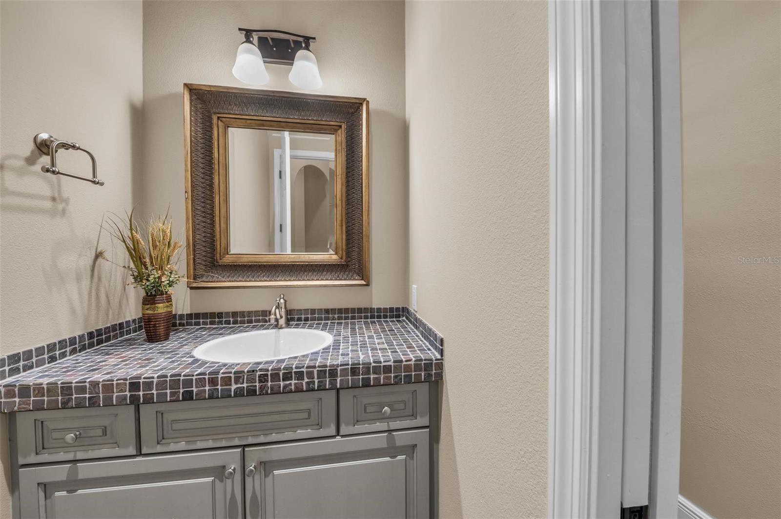 A4645705 Property Photo