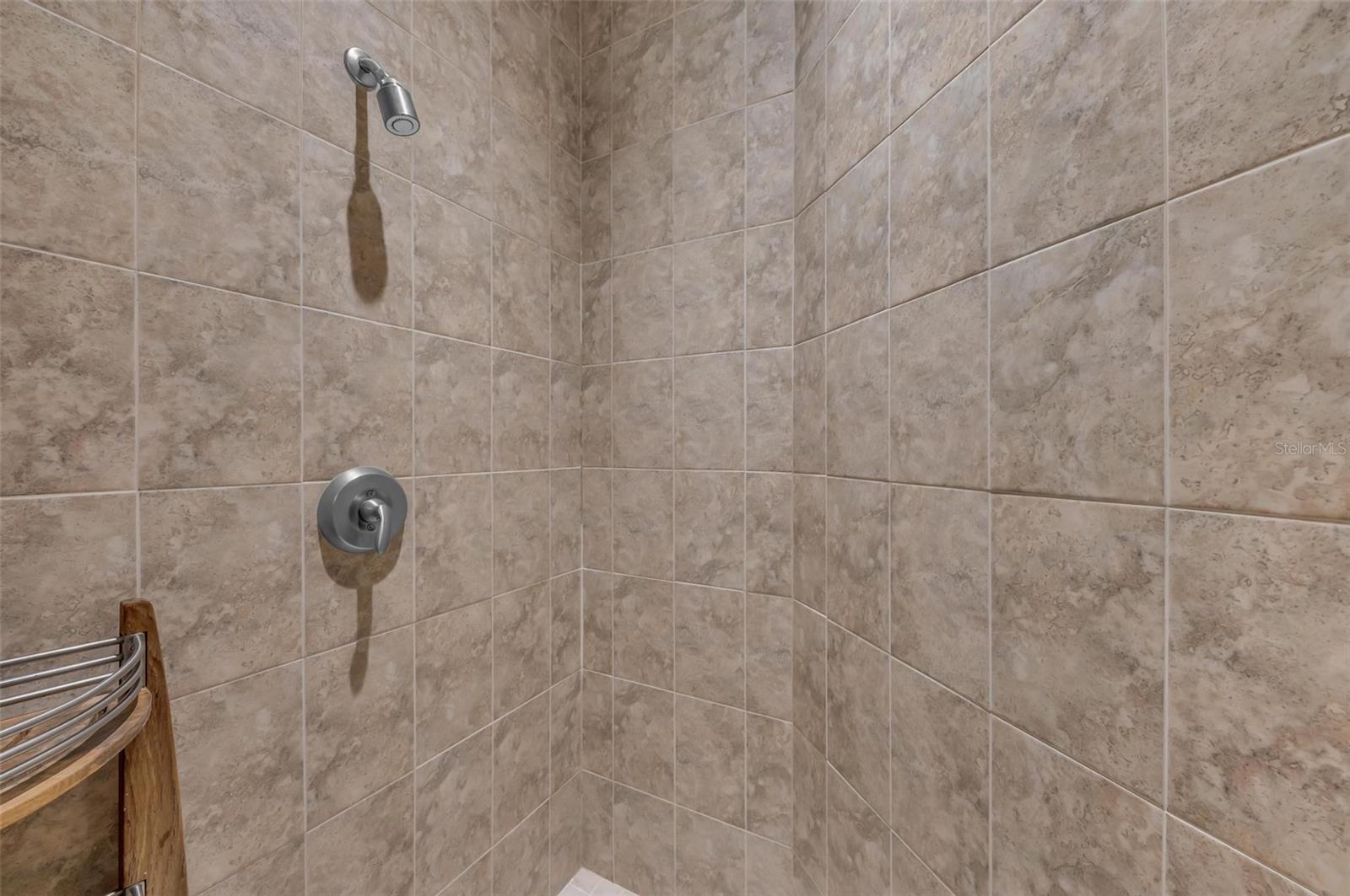 A4645705 Property Photo