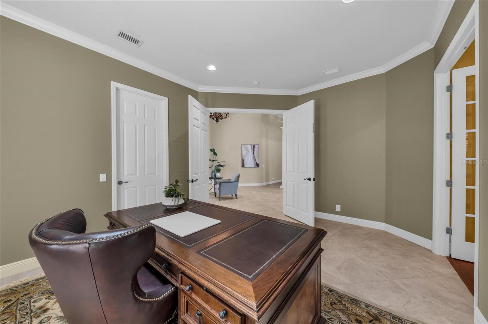 A4645705 Property Photo