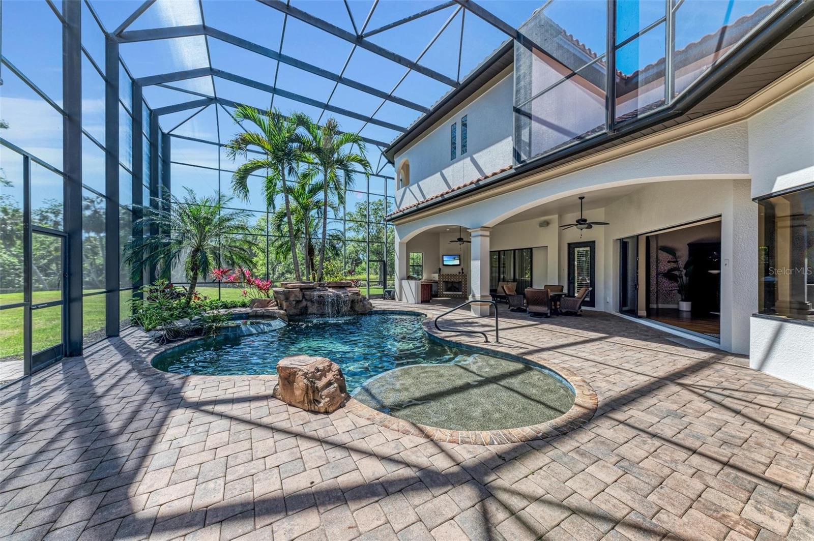 A4645705 Property Photo