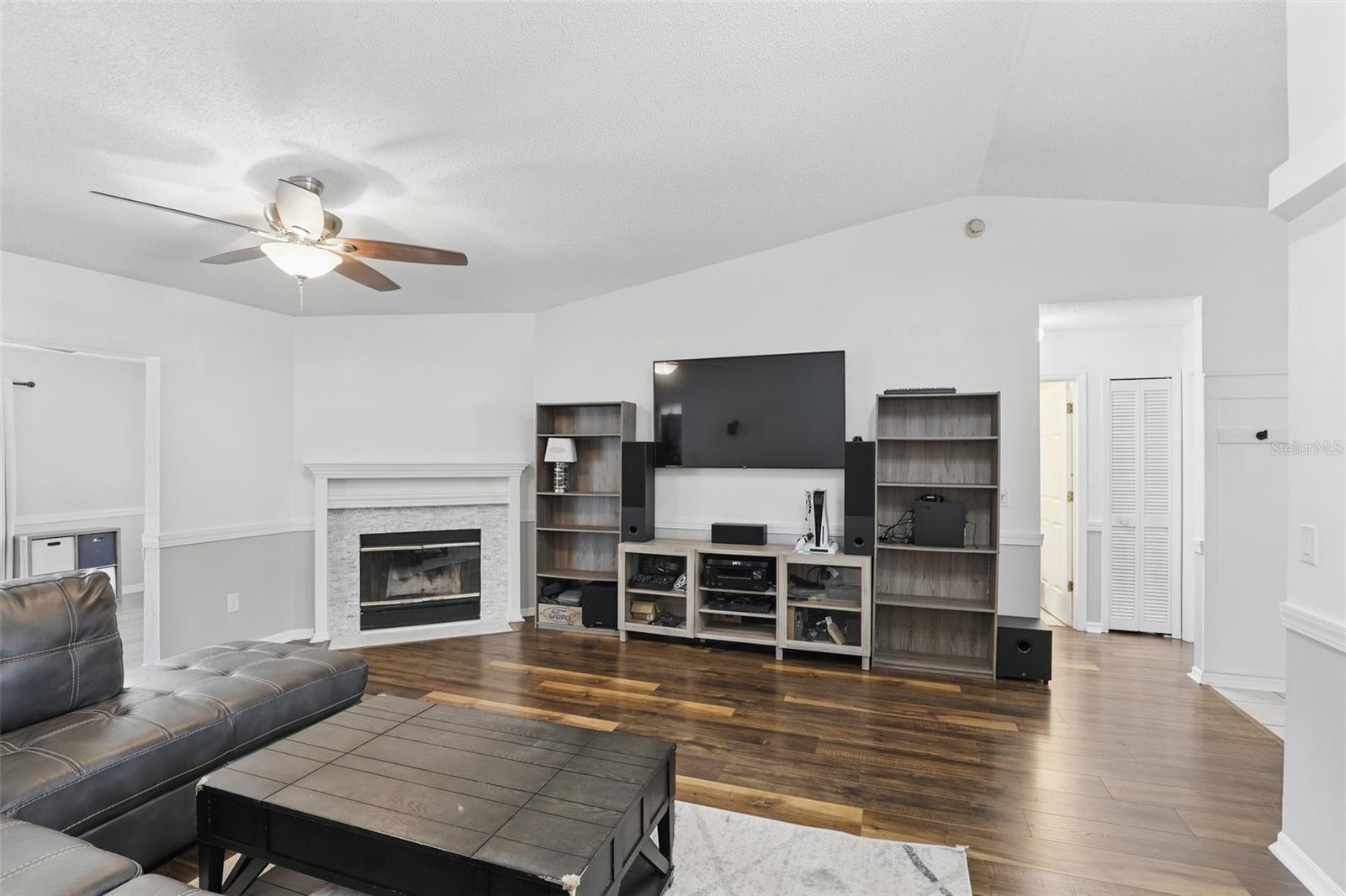 2098 HEDGEROW CIR, OCOEE, FL, 34761