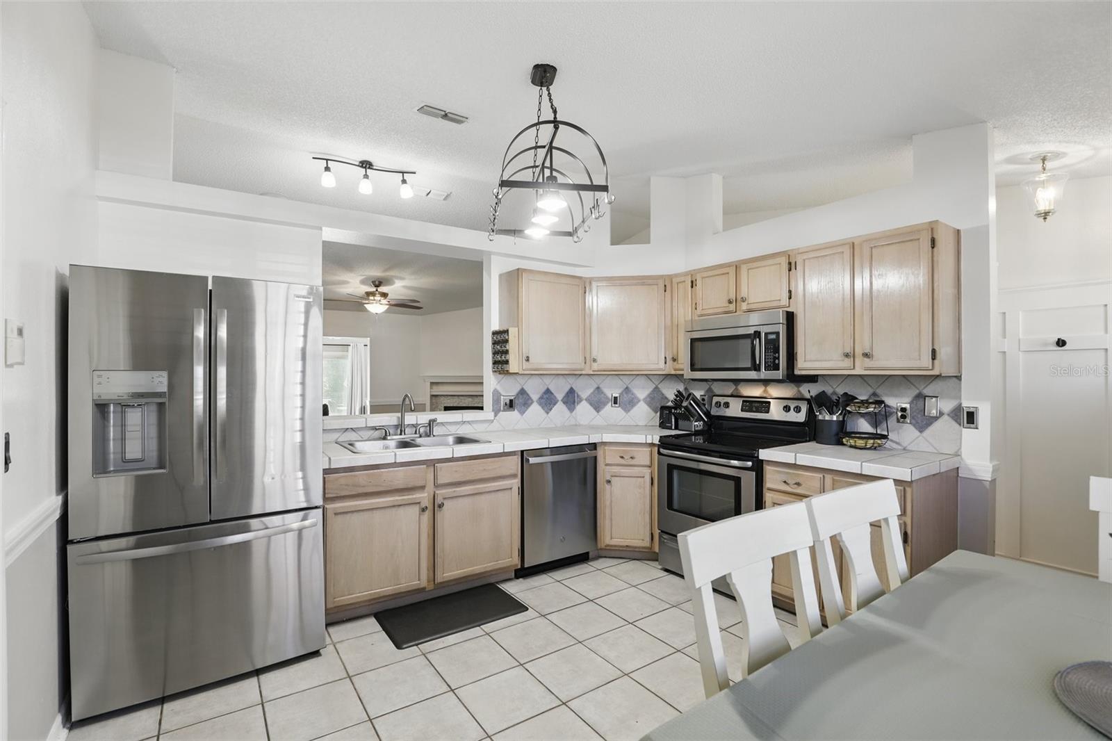 2098 HEDGEROW CIR, OCOEE, FL, 34761