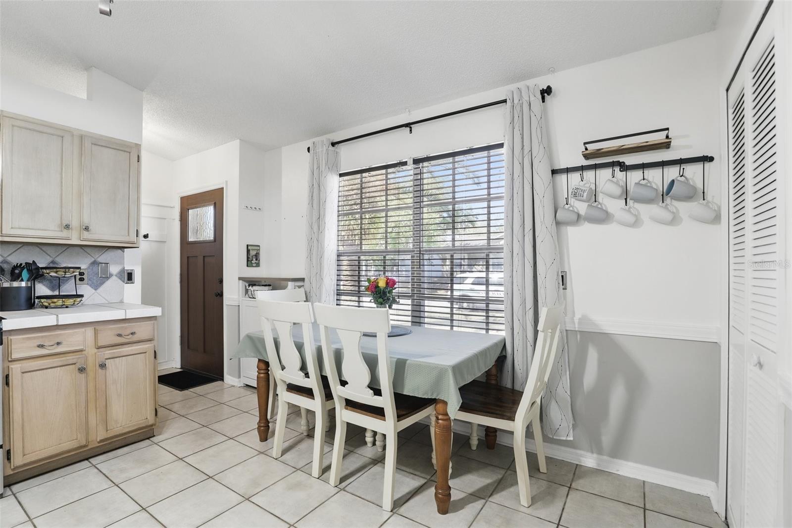 2098 HEDGEROW CIR, OCOEE, FL, 34761