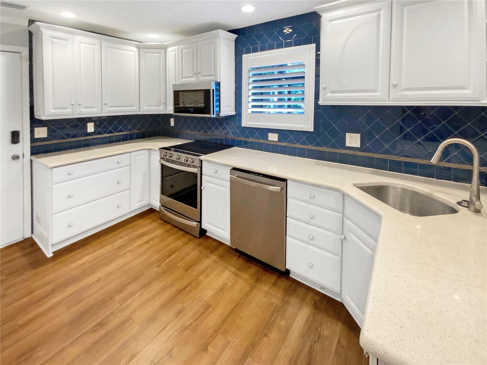 2011 ARBOR DR, CLEARWATER, FL, 33760