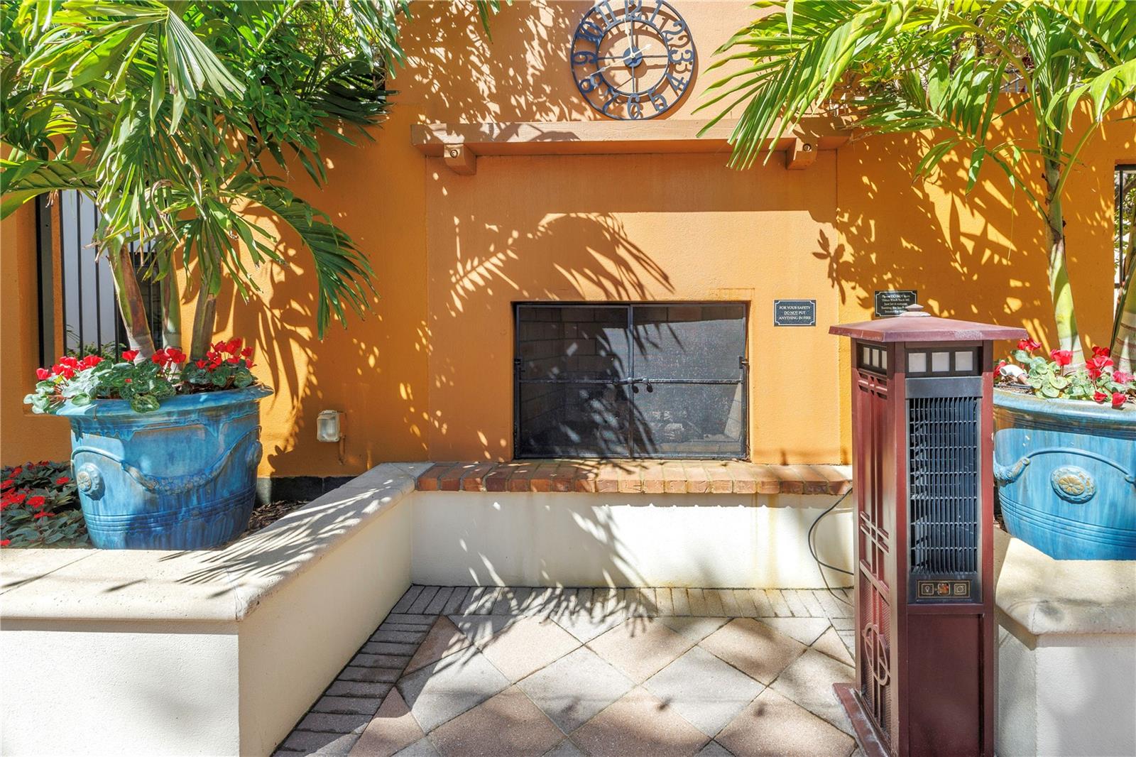 100 4TH AVE S #207, ST PETERSBURG, FL, 33701