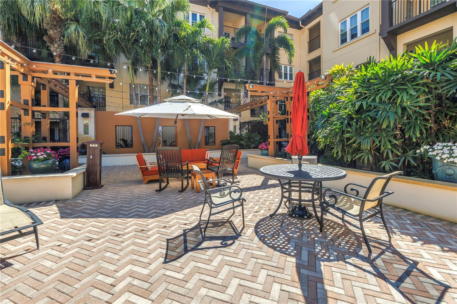 100 4TH AVE S #207, ST PETERSBURG, FL, 33701