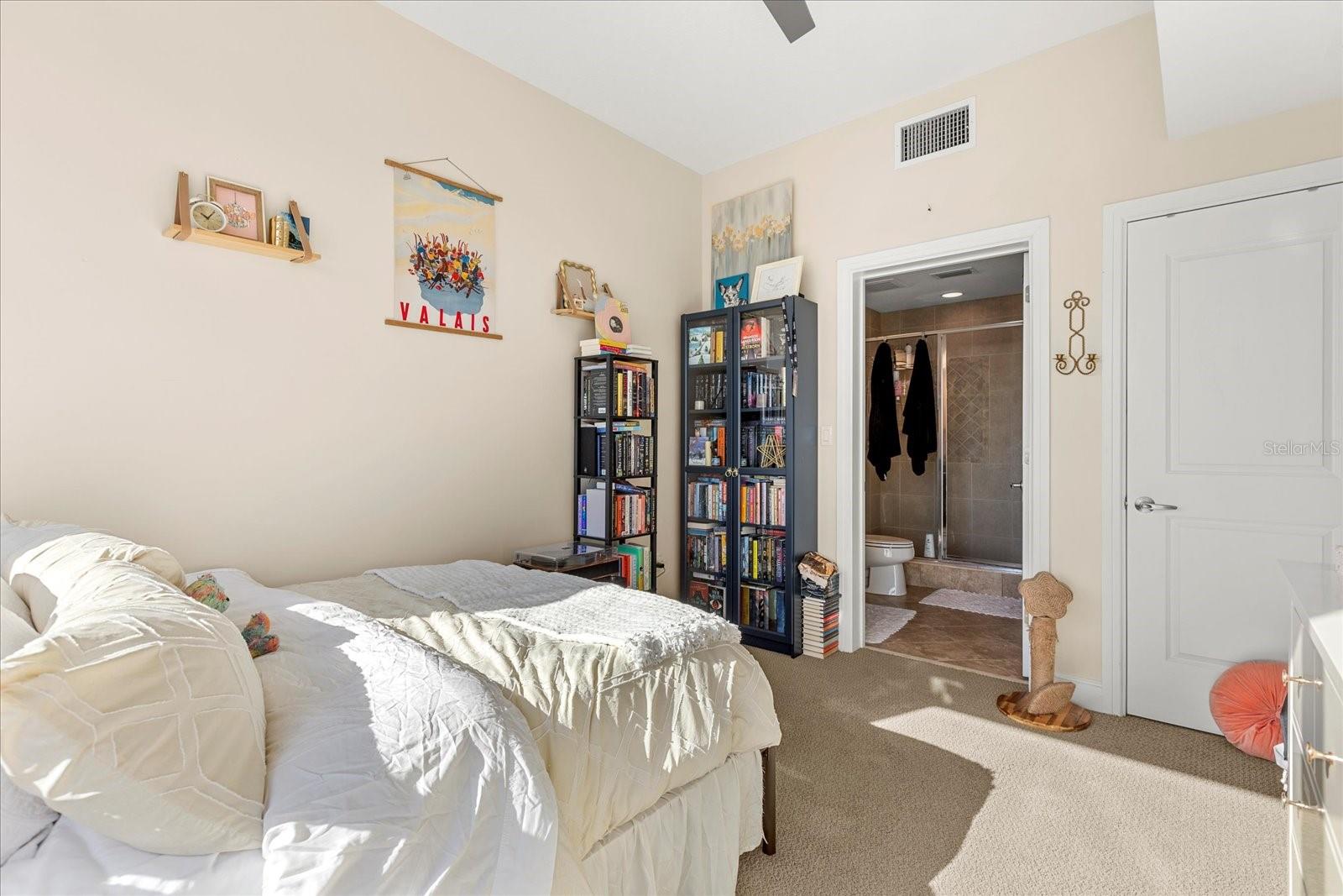 101 S EOLA DR #902, ORLANDO, FL, 32801