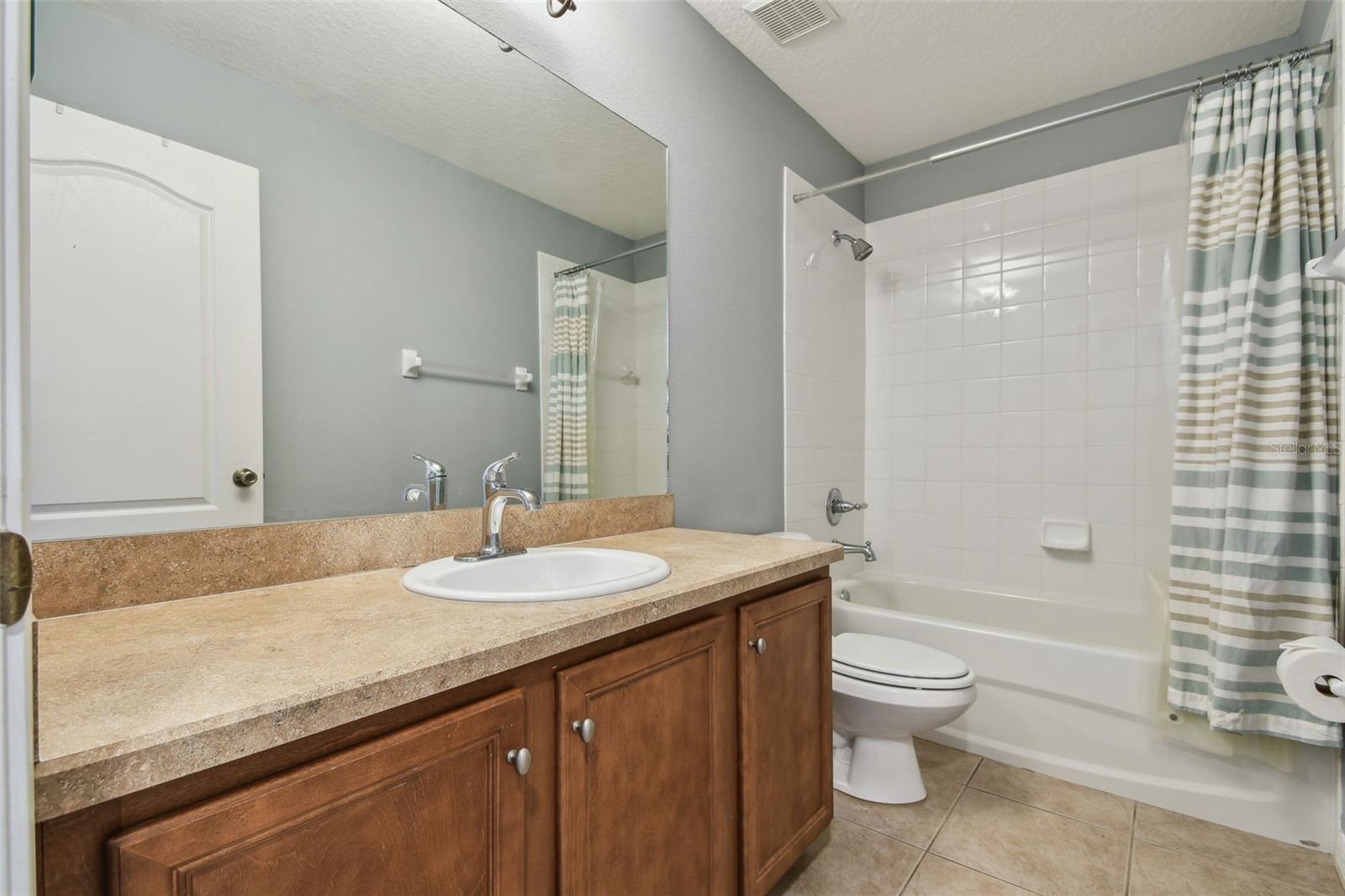 6816 GUILFORD BRIDGE DR, APOLLO BEACH, FL, 33572
