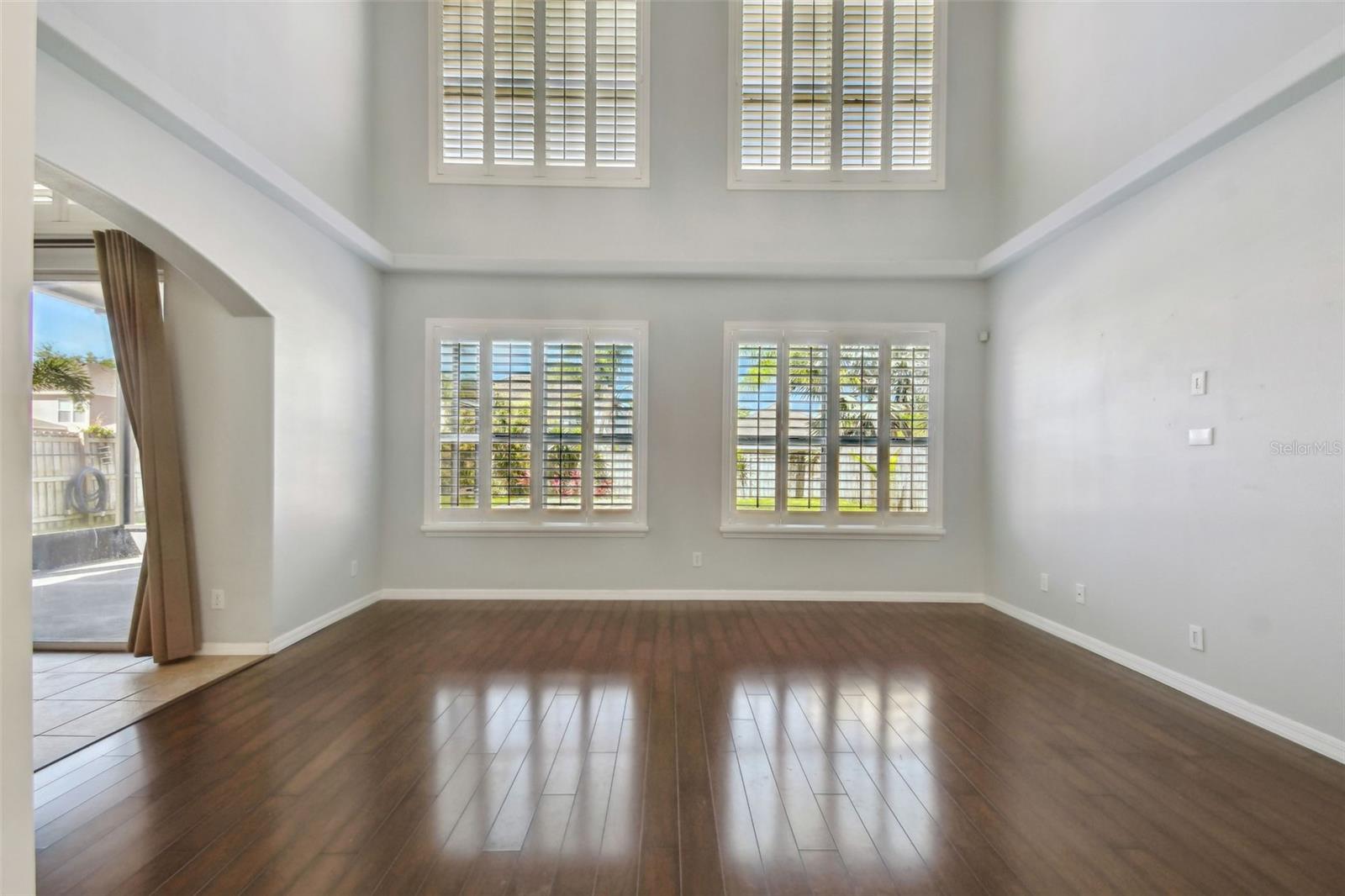 6816 GUILFORD BRIDGE DR, APOLLO BEACH, FL, 33572