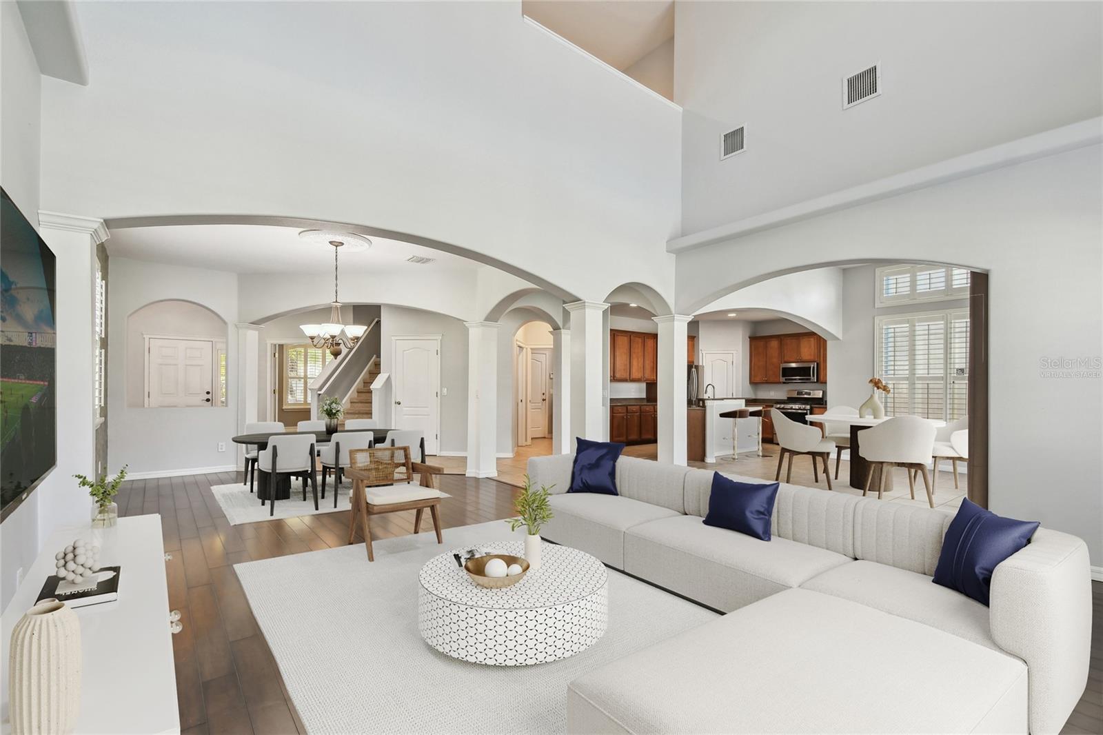 6816 GUILFORD BRIDGE DR, APOLLO BEACH, FL, 33572
