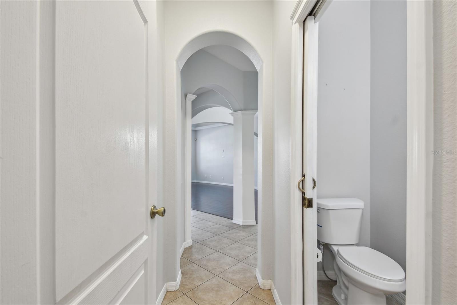 6816 GUILFORD BRIDGE DR, APOLLO BEACH, FL, 33572