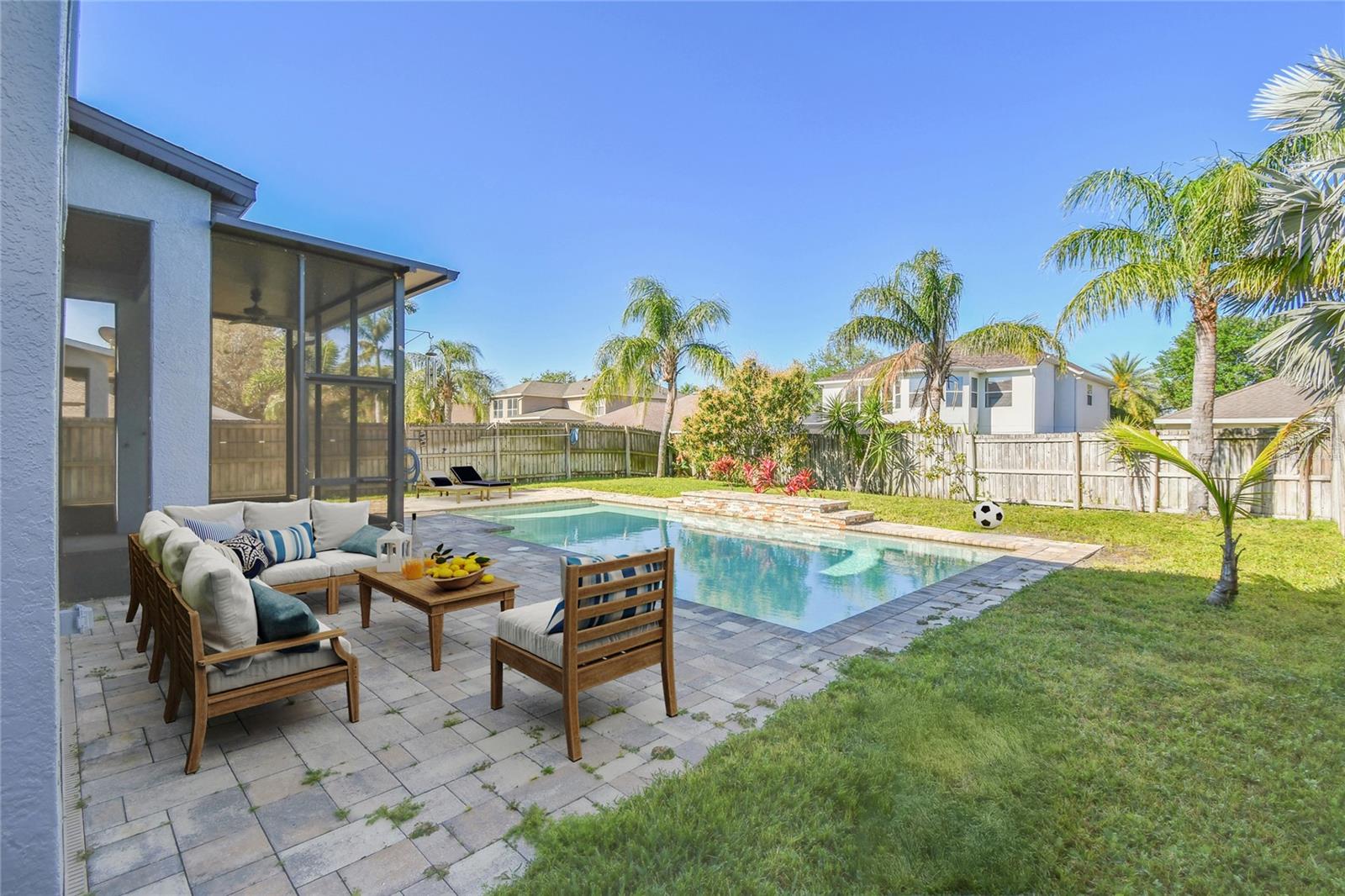 6816 GUILFORD BRIDGE DR, APOLLO BEACH, FL, 33572