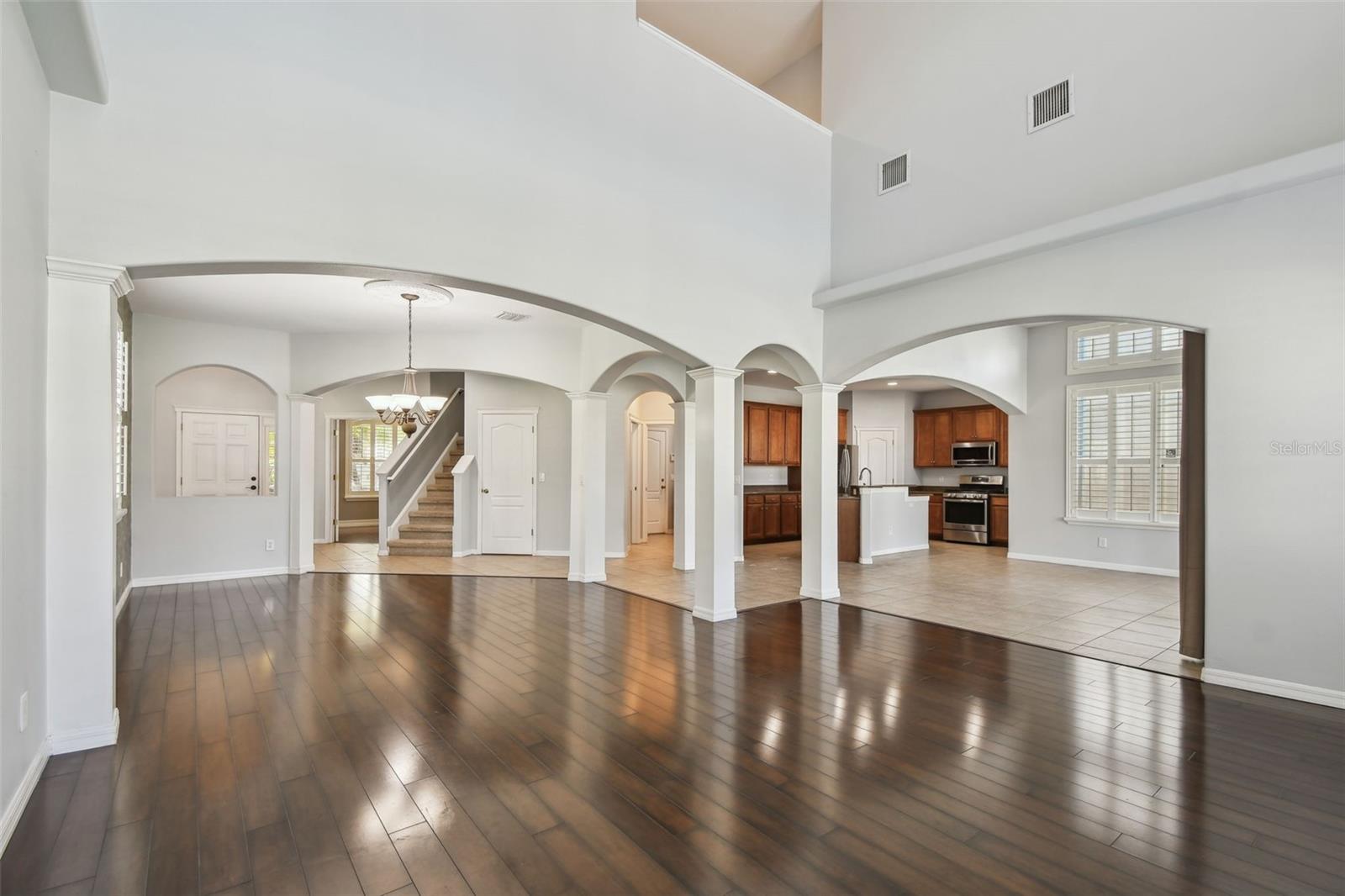 6816 GUILFORD BRIDGE DR, APOLLO BEACH, FL, 33572