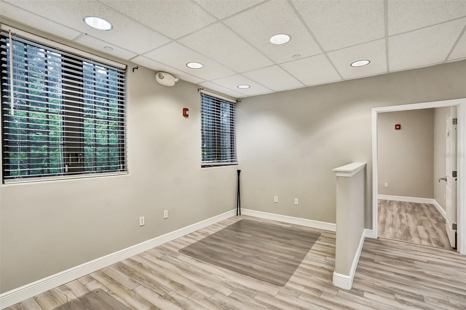 6052 TURKEY LAKE RD, ORLANDO, FL, 32819