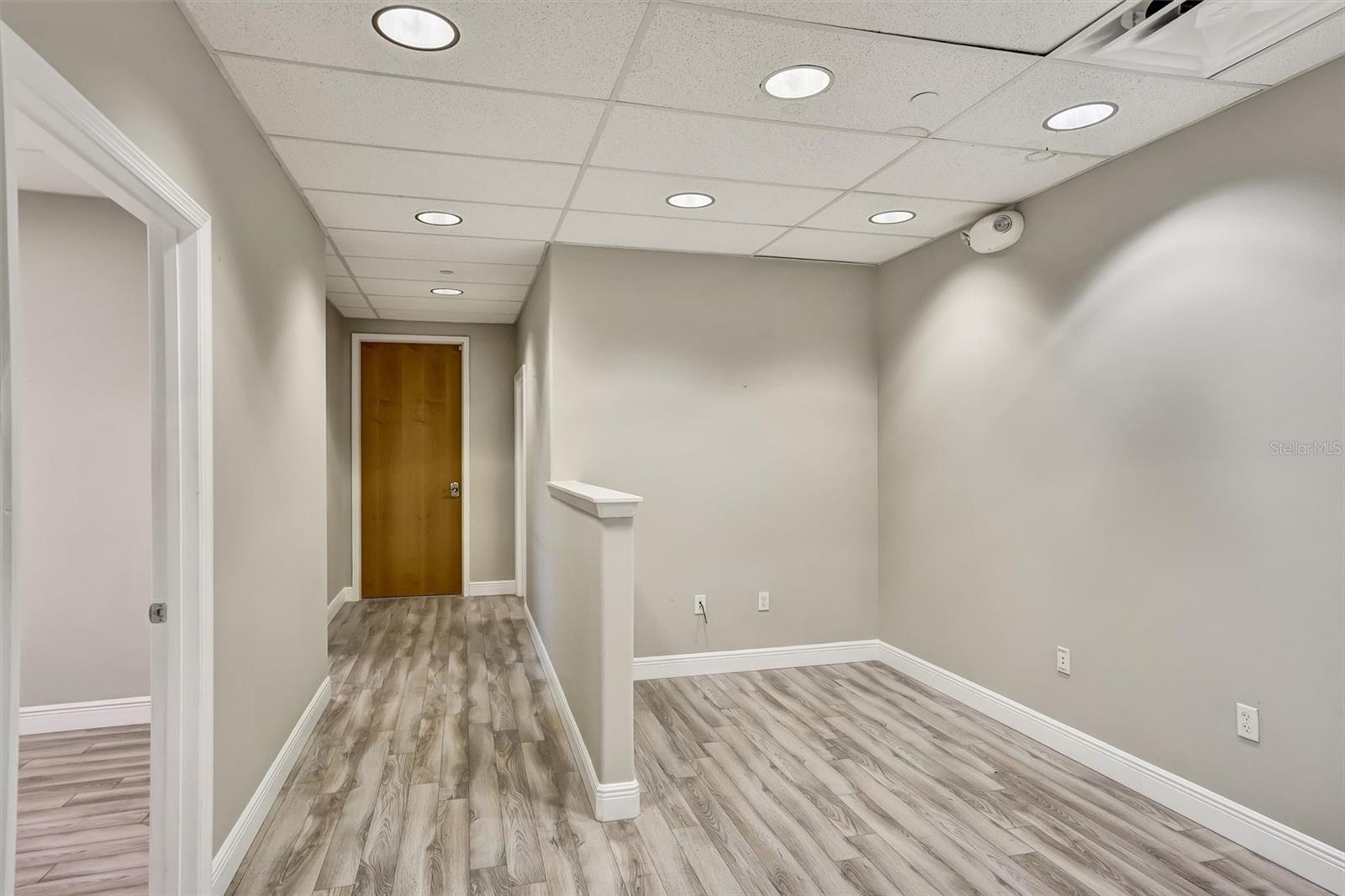 6052 TURKEY LAKE RD, ORLANDO, FL, 32819