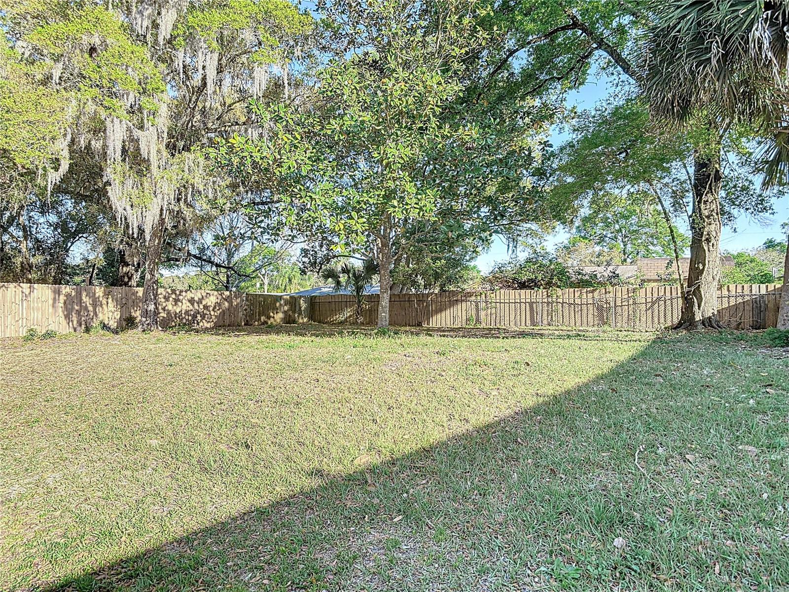 145 W FERN DR, ORANGE CITY, FL, 32763