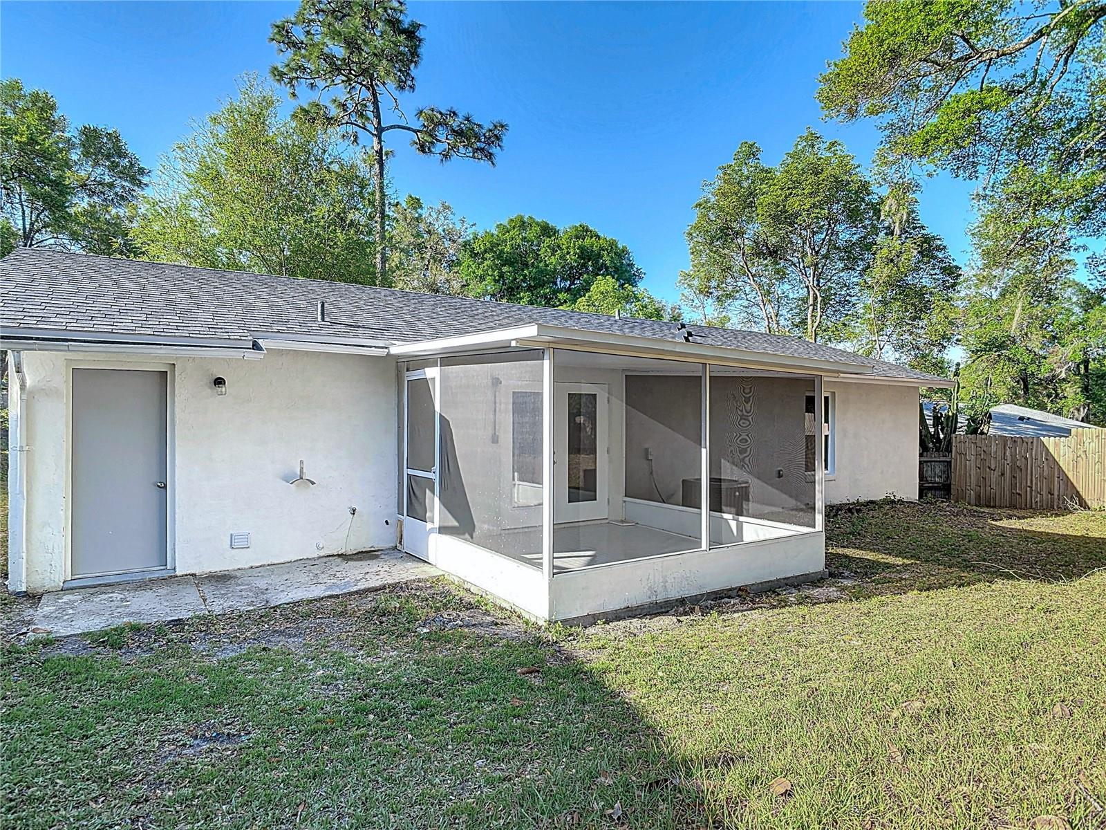 145 W FERN DR, ORANGE CITY, FL, 32763