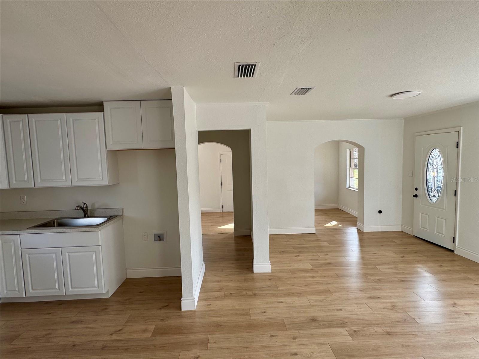 701 N 4TH ST, HAINES CITY, FL, 33844