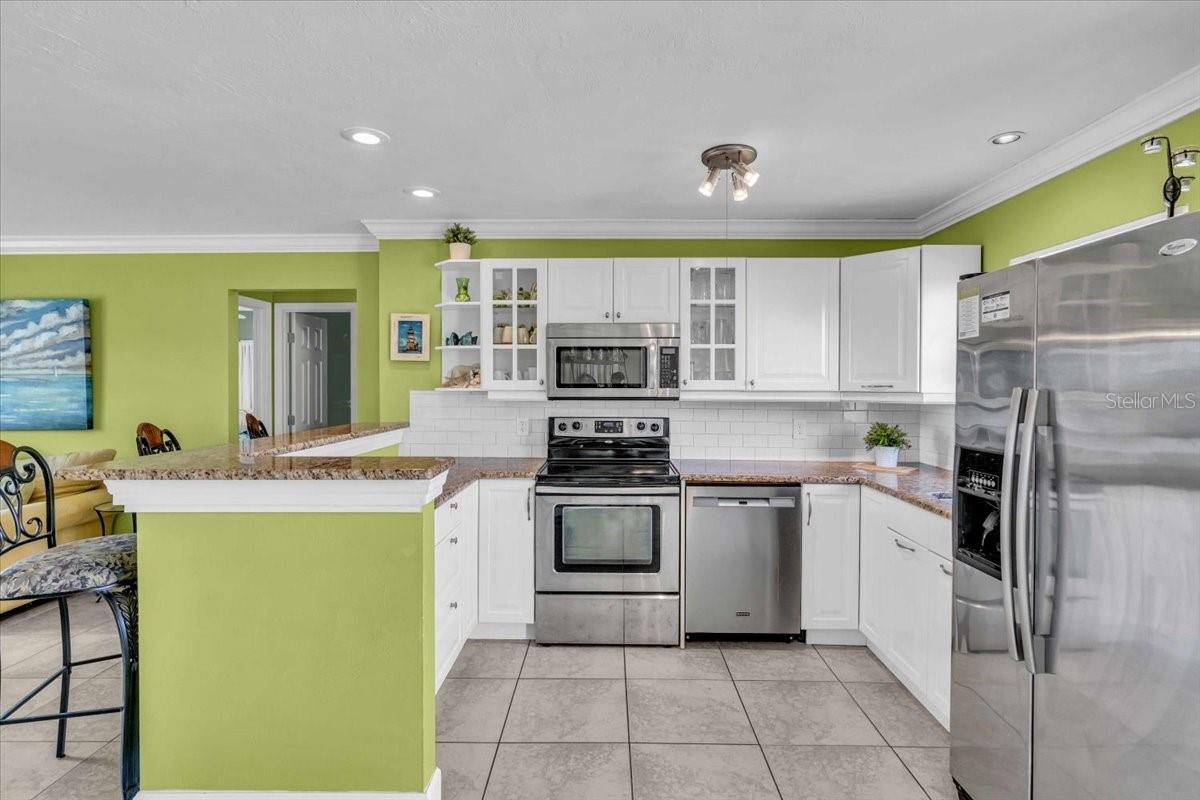 328 CHANNEL LN, NOKOMIS, FL, 34275