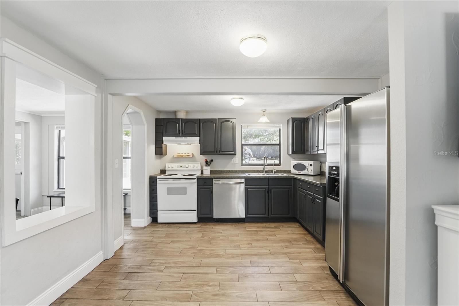 211 AGUA VISTA ST, DEBARY, FL, 32713