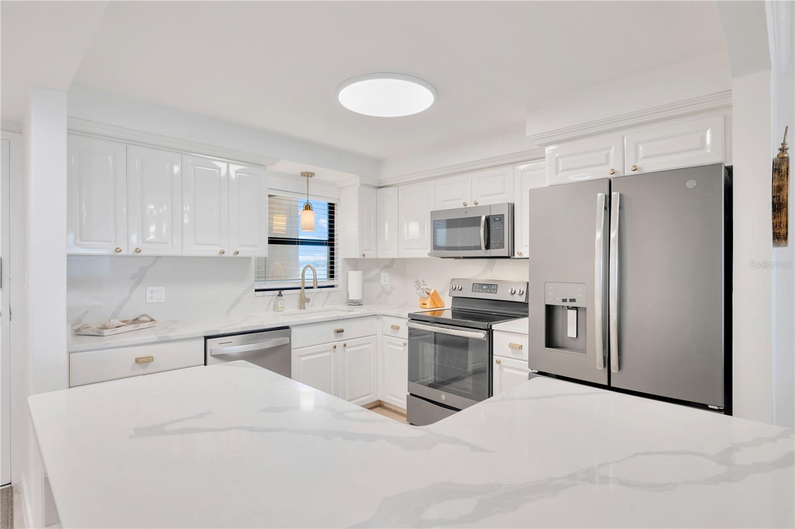 1270 GULF BLVD #2004, CLEARWATER BEACH, FL, 33767