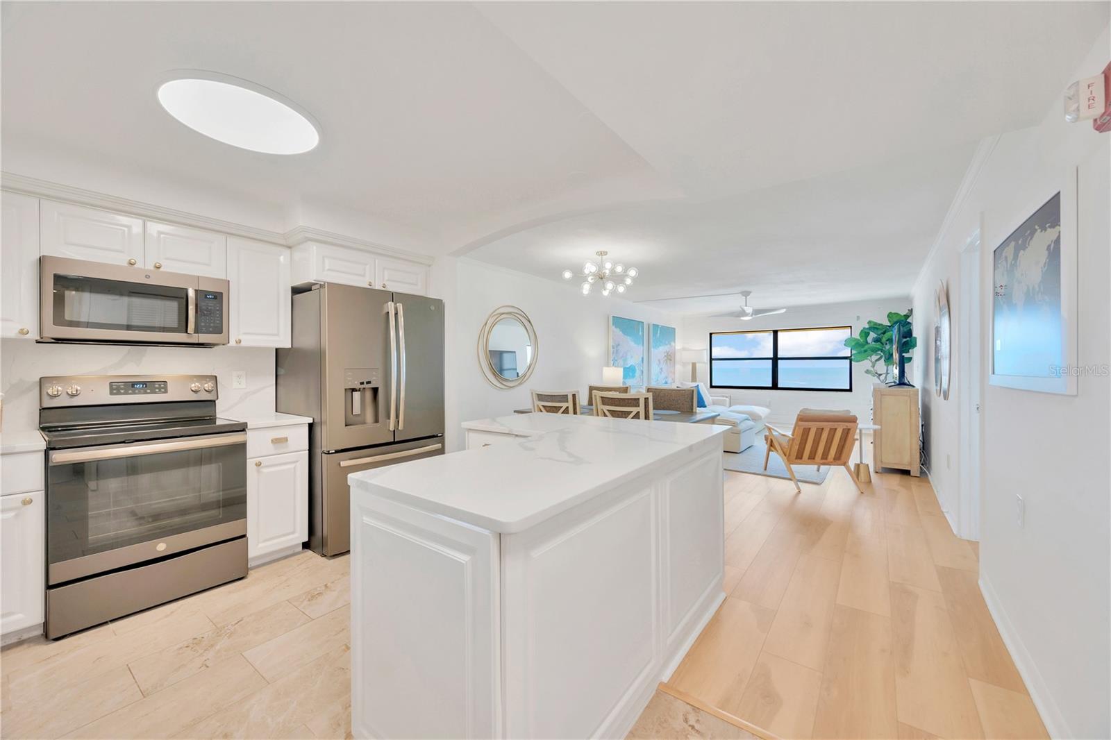 1270 GULF BLVD #2004, CLEARWATER BEACH, FL, 33767