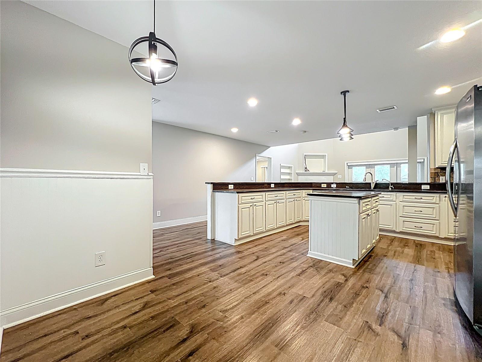 22119 WEEKS BLVD, LAND O LAKES, FL, 34639