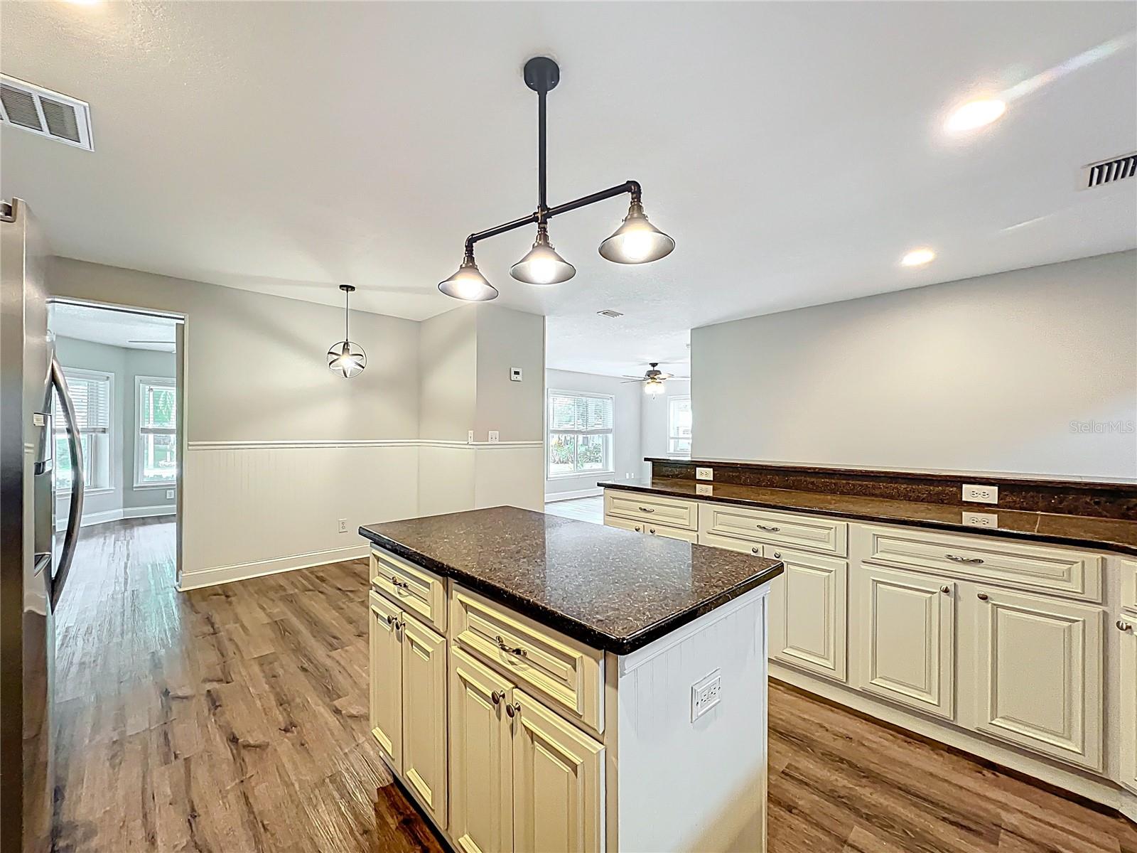 22119 WEEKS BLVD, LAND O LAKES, FL, 34639