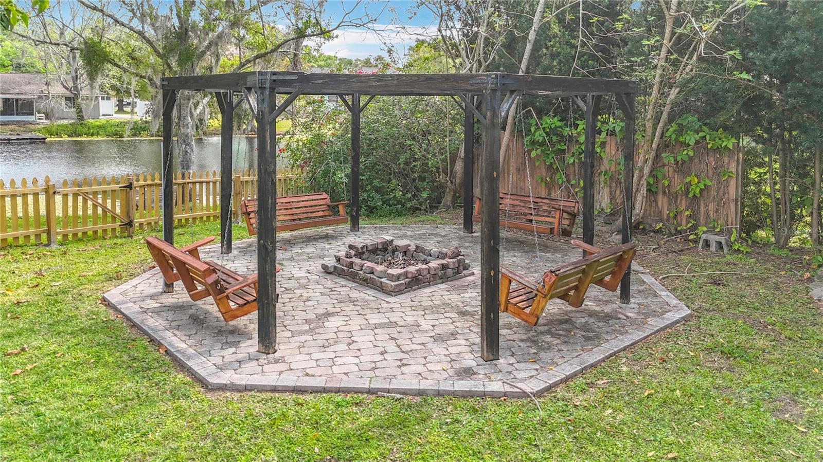 22119 WEEKS BLVD, LAND O LAKES, FL, 34639