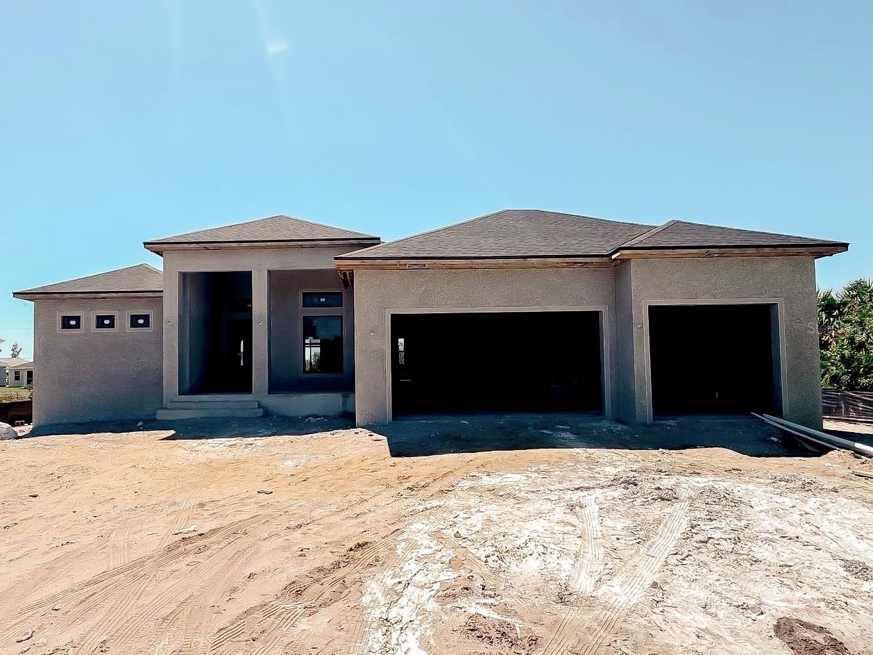 15464 LAKELAND CIR, PORT CHARLOTTE, FL, 33981