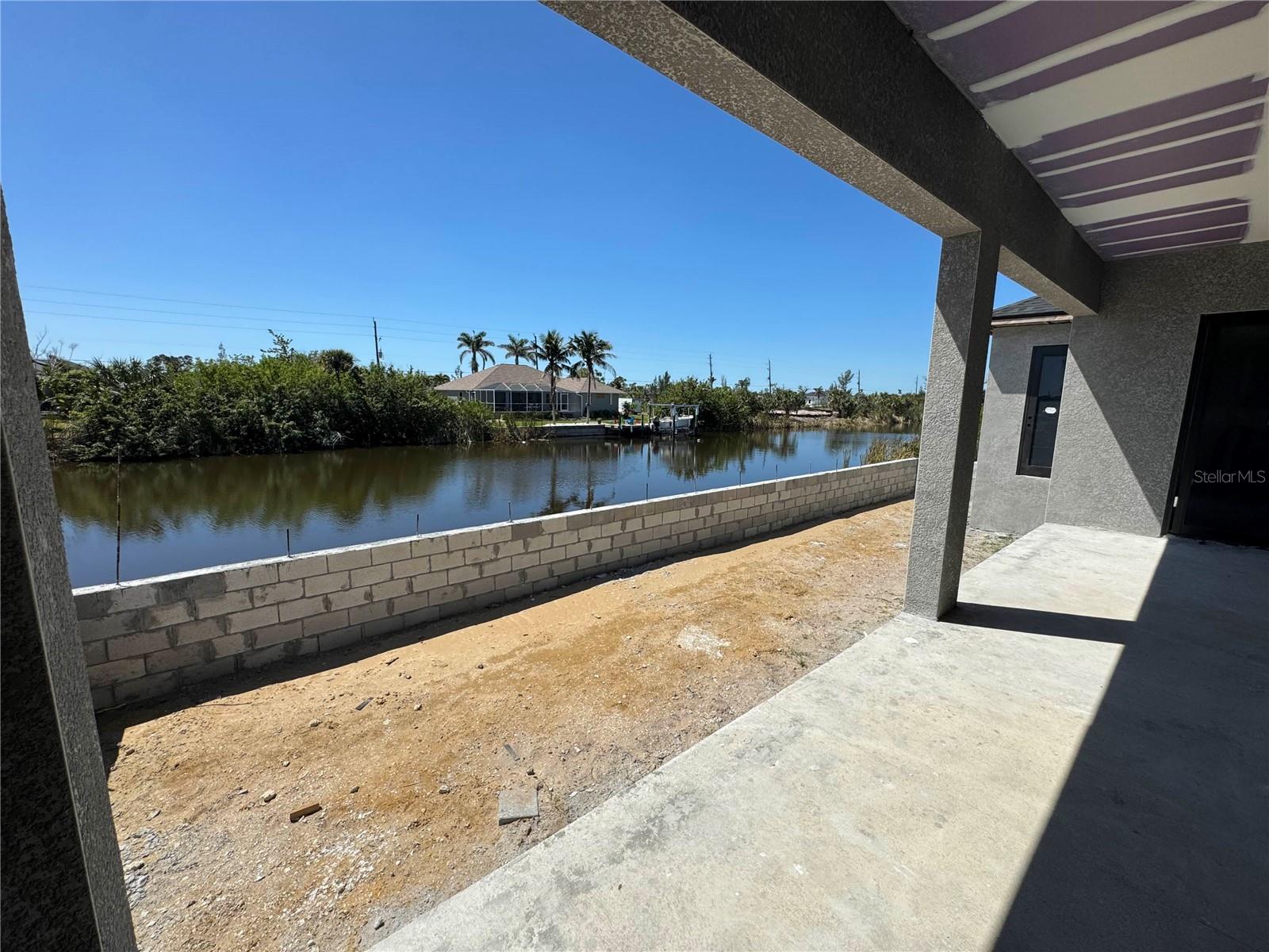 15464 LAKELAND CIR, PORT CHARLOTTE, FL, 33981