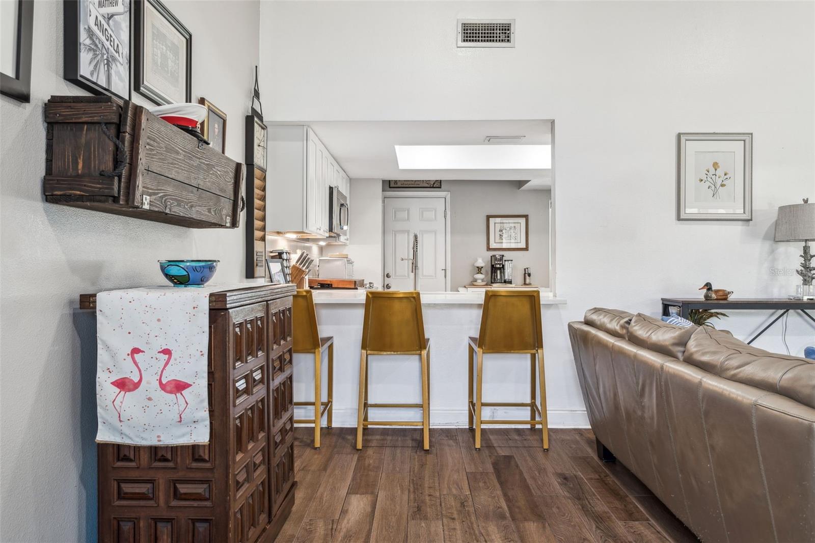 11012 ASHBOURNE CIR, TAMPA, FL, 33624