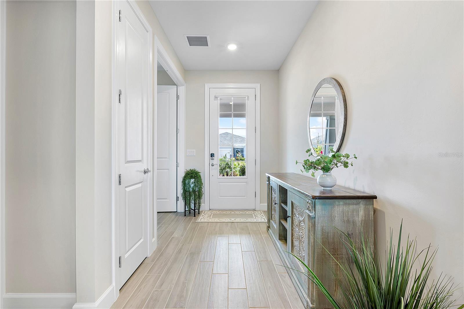 16064 SHORELINE DR, PUNTA GORDA, FL, 33982