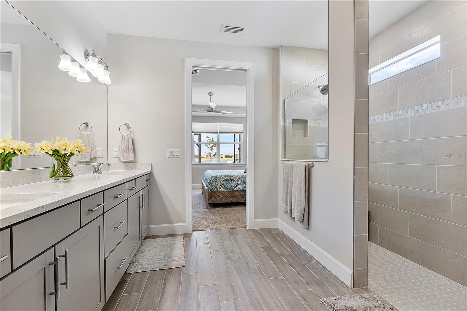 16064 SHORELINE DR, PUNTA GORDA, FL, 33982