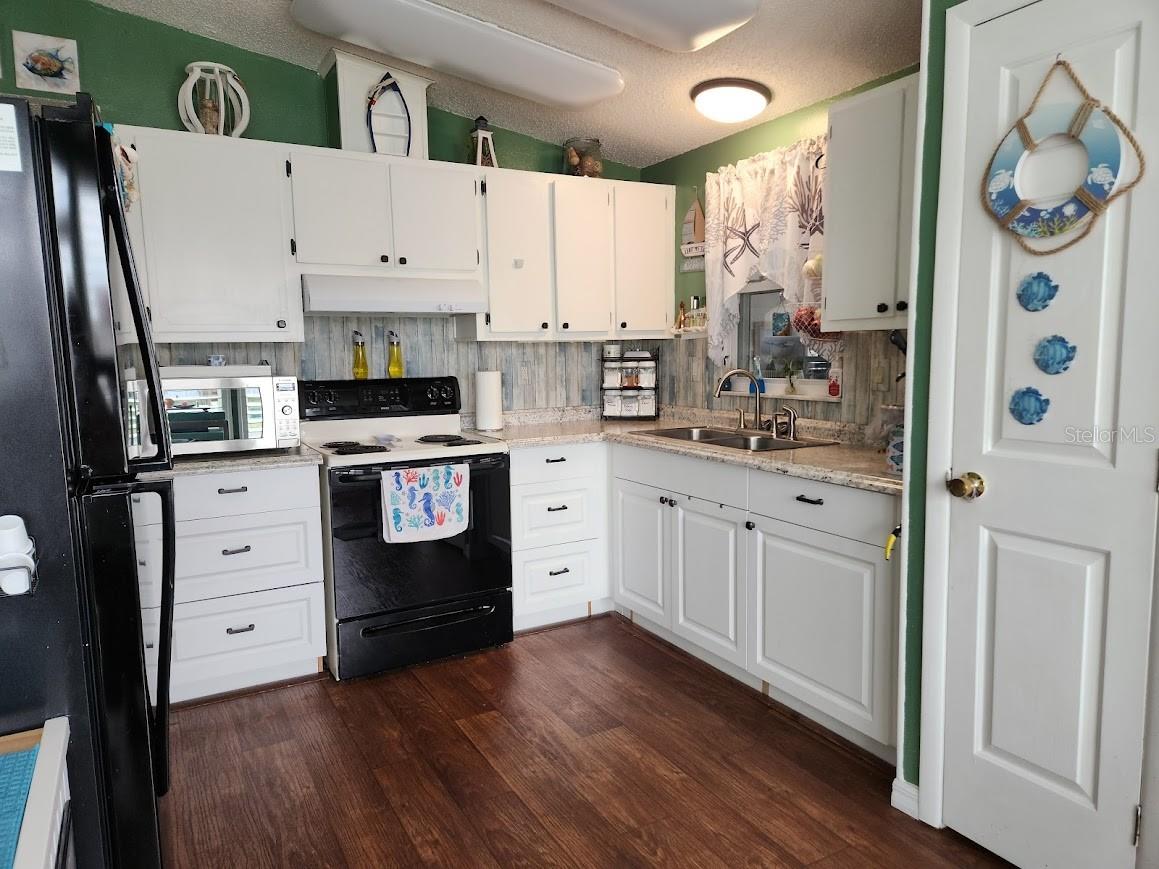 1205 DUSTIN DR, LADY LAKE, FL, 32159