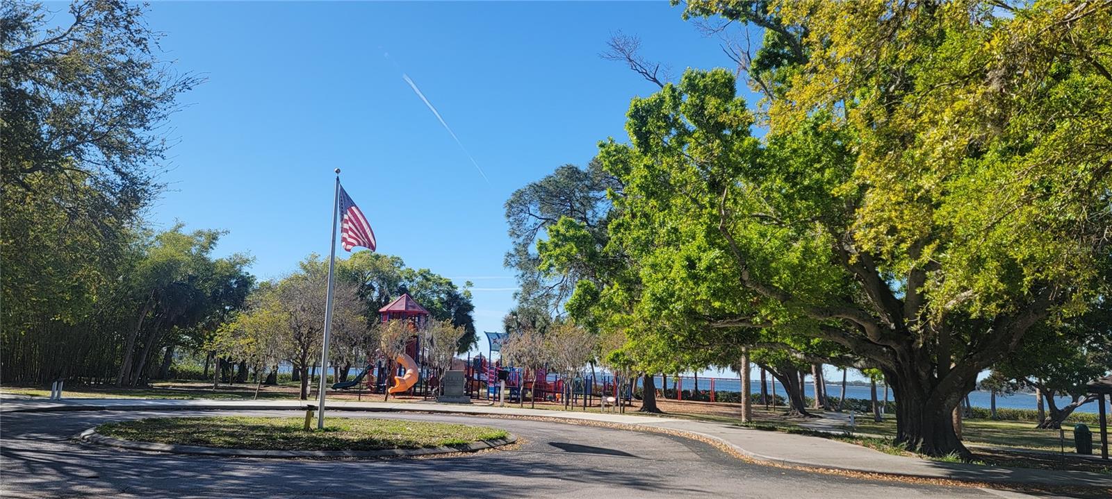 132 ARLINGTON AVE W, OLDSMAR, FL, 34677