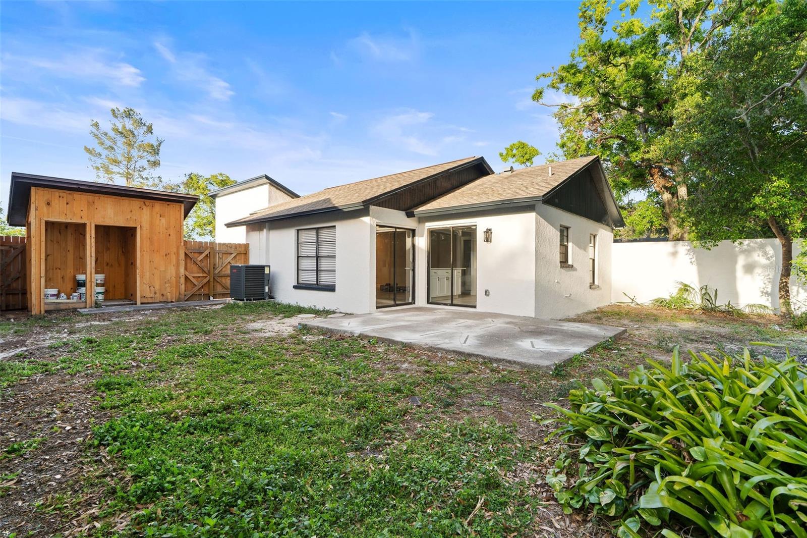 1965 GREGORY DR, TAMPA, FL, 33613