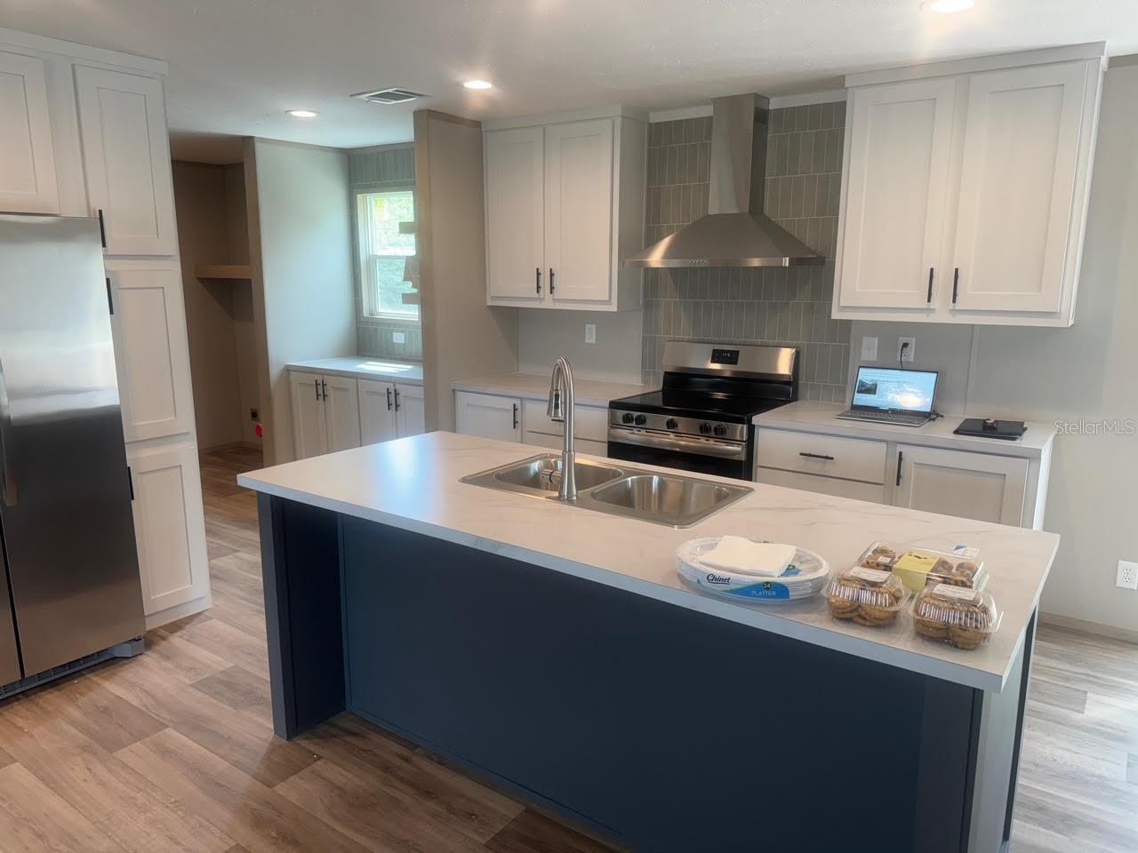 17450 TENTH AVE, UMATILLA, FL, 32784