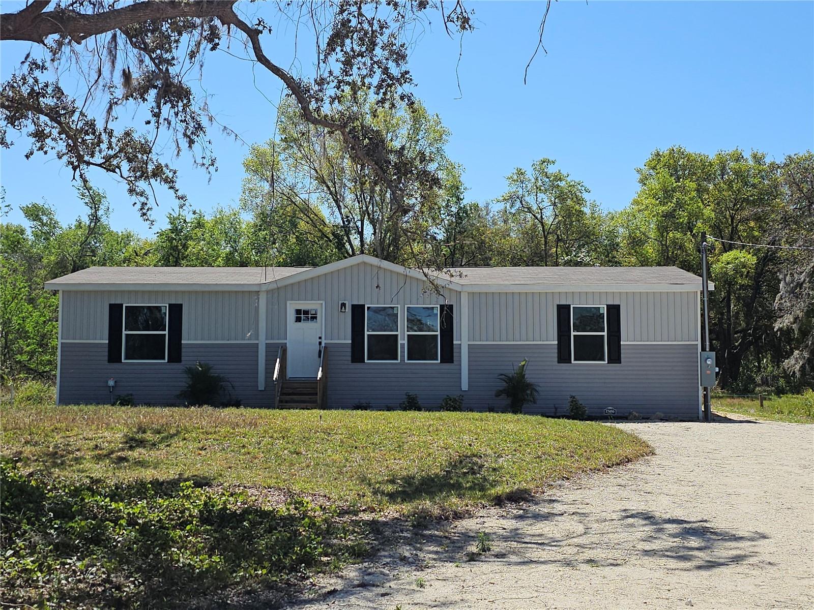 17450 TENTH AVE, UMATILLA, FL, 32784
