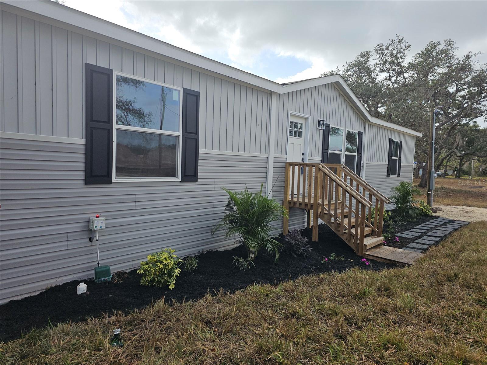 17450 TENTH AVE, UMATILLA, FL, 32784