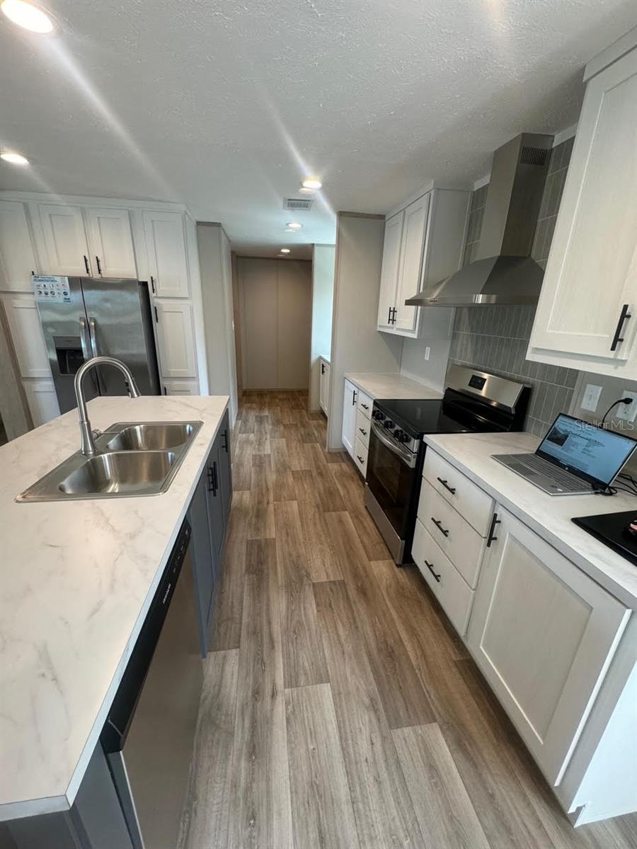 17450 TENTH AVE, UMATILLA, FL, 32784
