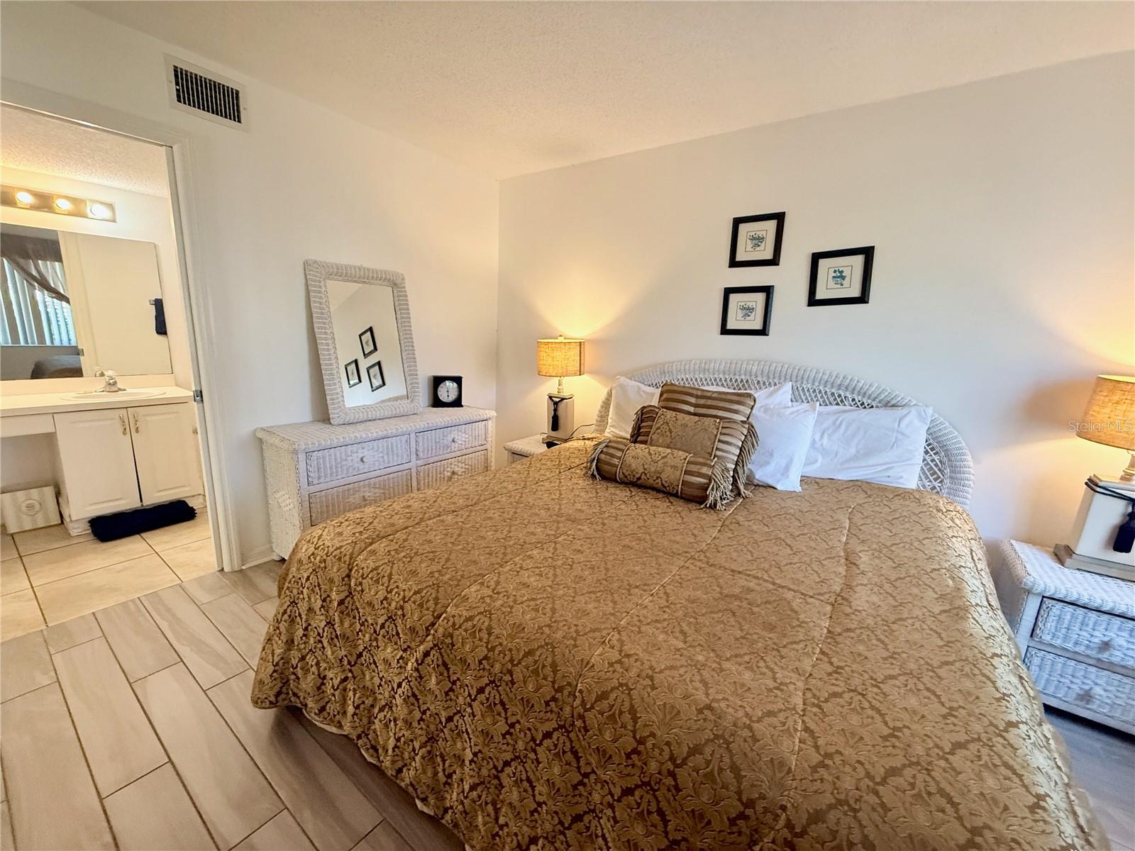 4457 W 45TH AVE #107, BRADENTON, FL, 34210