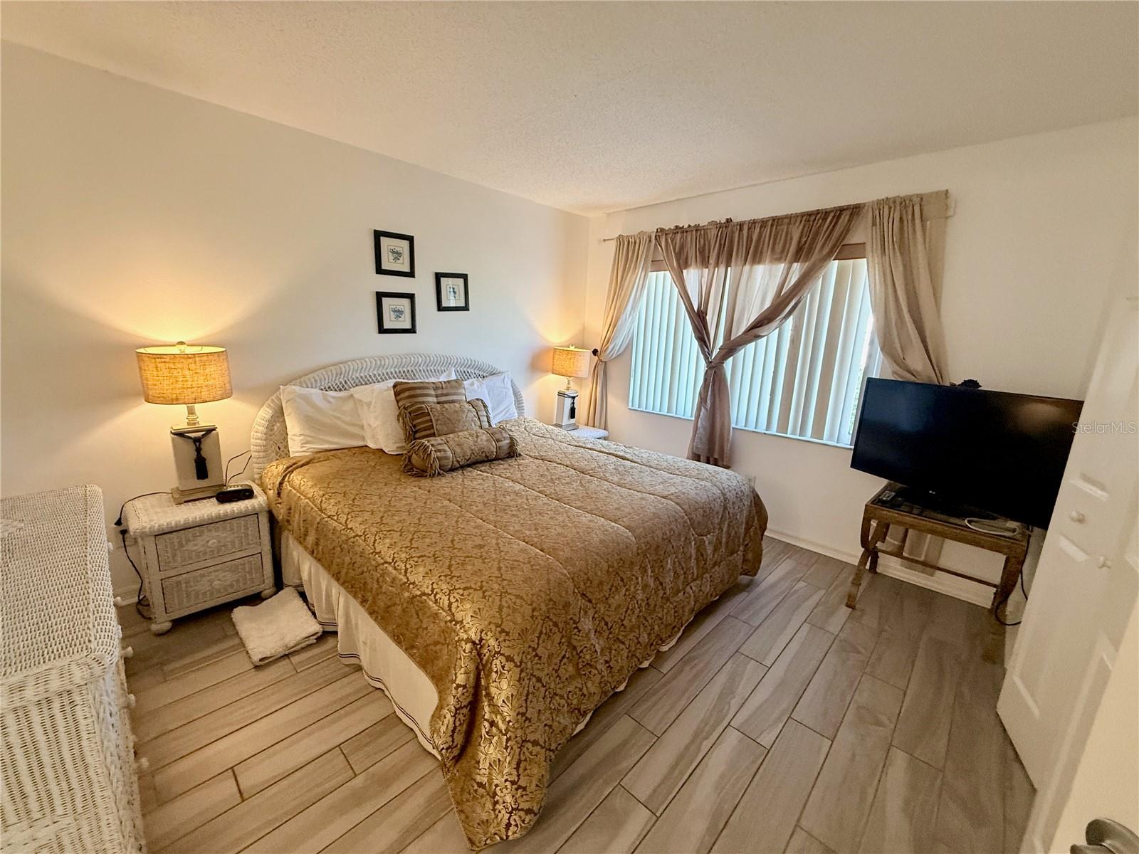 4457 W 45TH AVE #107, BRADENTON, FL, 34210