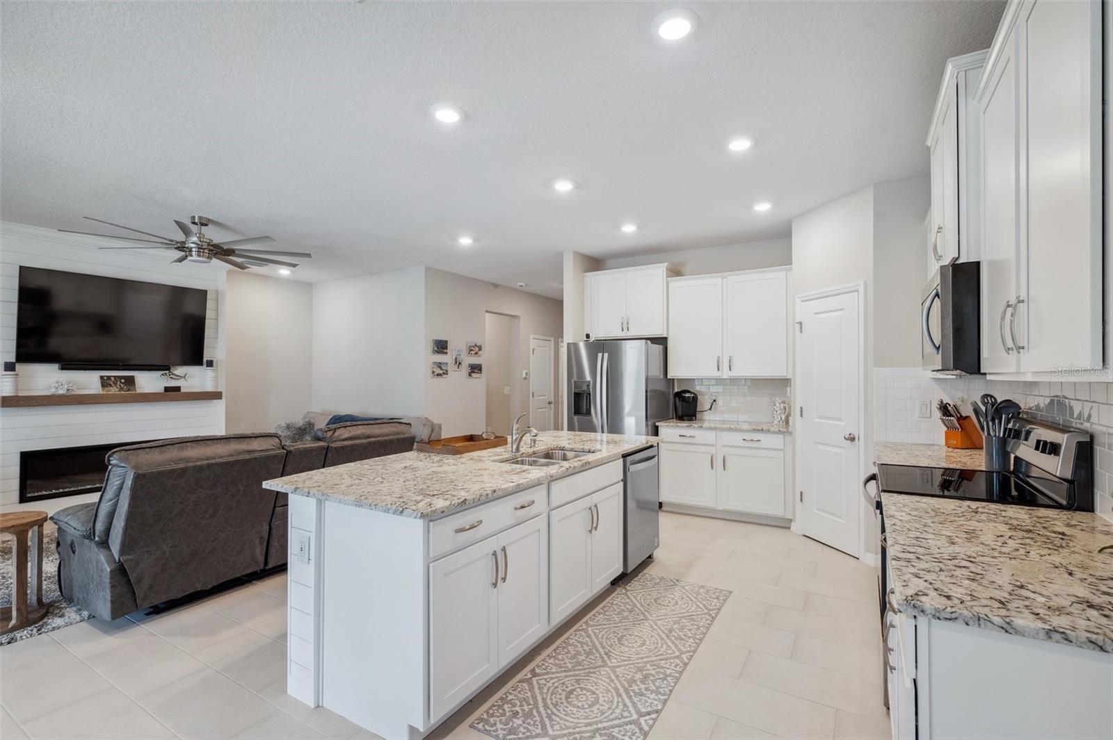 2934 LIVING CORAL DR, ODESSA, FL, 33556